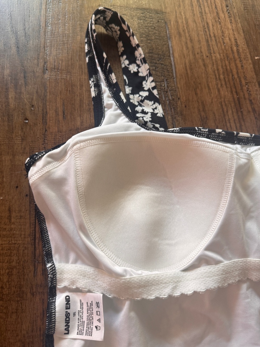 Lands End One Piece Swimsuit 12L Black White Floral Underwire Tummy Control - Picture 8 of 12